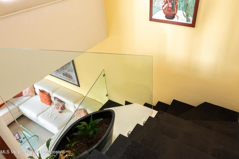 20250818233621236094000000 o