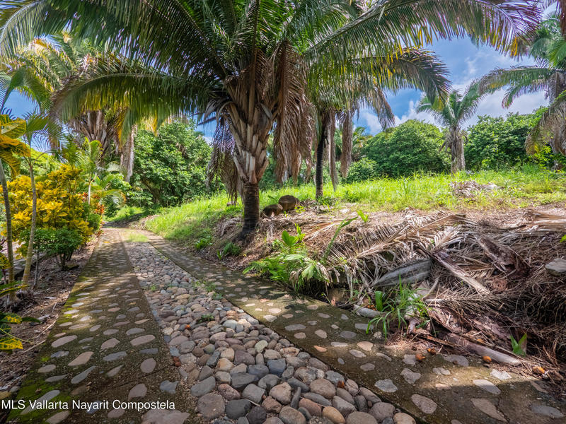 20251001212302552208000000 o