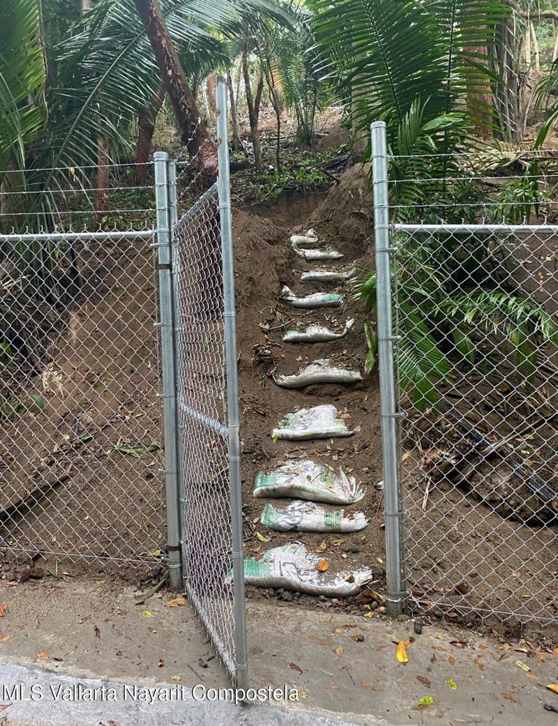 20251208214400342753000000 o