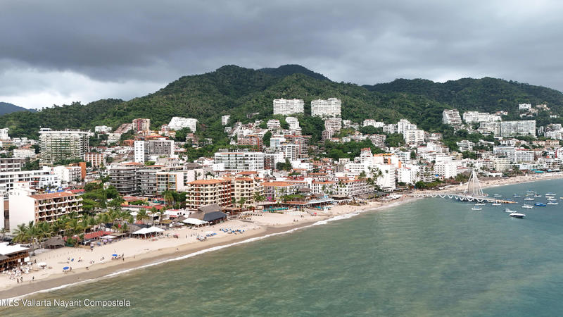 155 Lázaro Cárdenas 5, Edificio Plaza Mar, Local 5, Puerto Vallarta, Ja