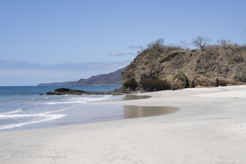 20250828222749612497000000 o