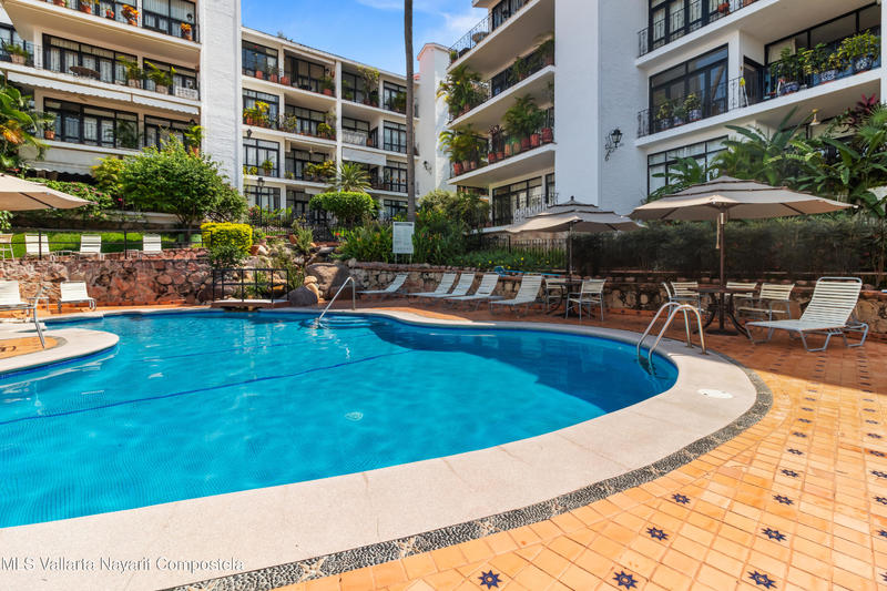 20251017203705293215000000 o