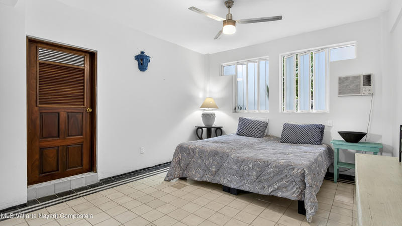 20251022215408417411000000 o