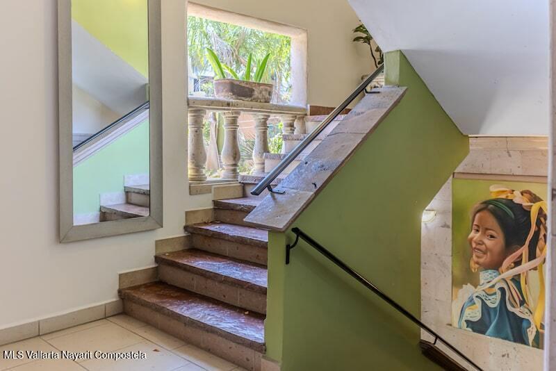 20251016221136282572000000 o