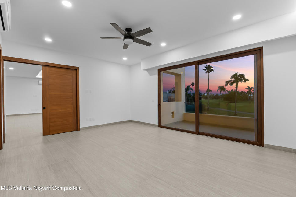 20251027230728075085000000 o