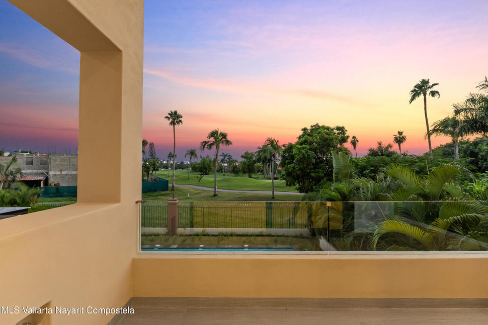 20251027230845282499000000 o