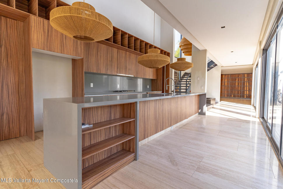 20251106193724297288000000 o