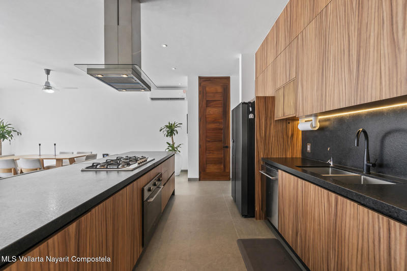 20260204185644850092000000 o