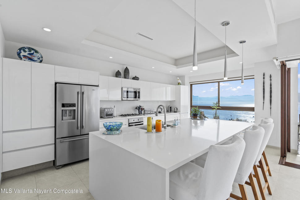 20251216164652800223000000 o