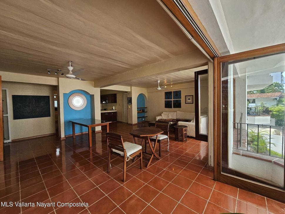 20251204024247650251000000 o