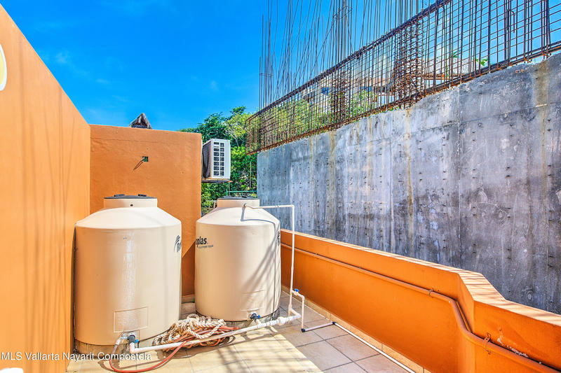 20251028045019909153000000 o