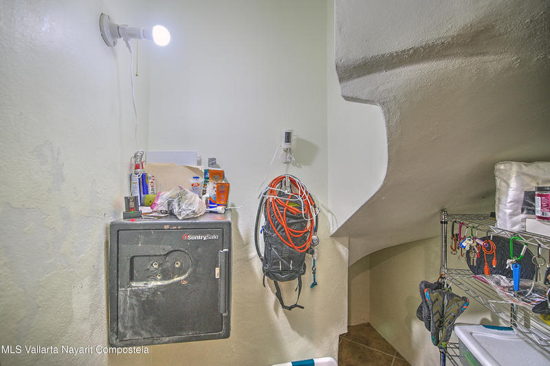 20251028045225135062000000 o