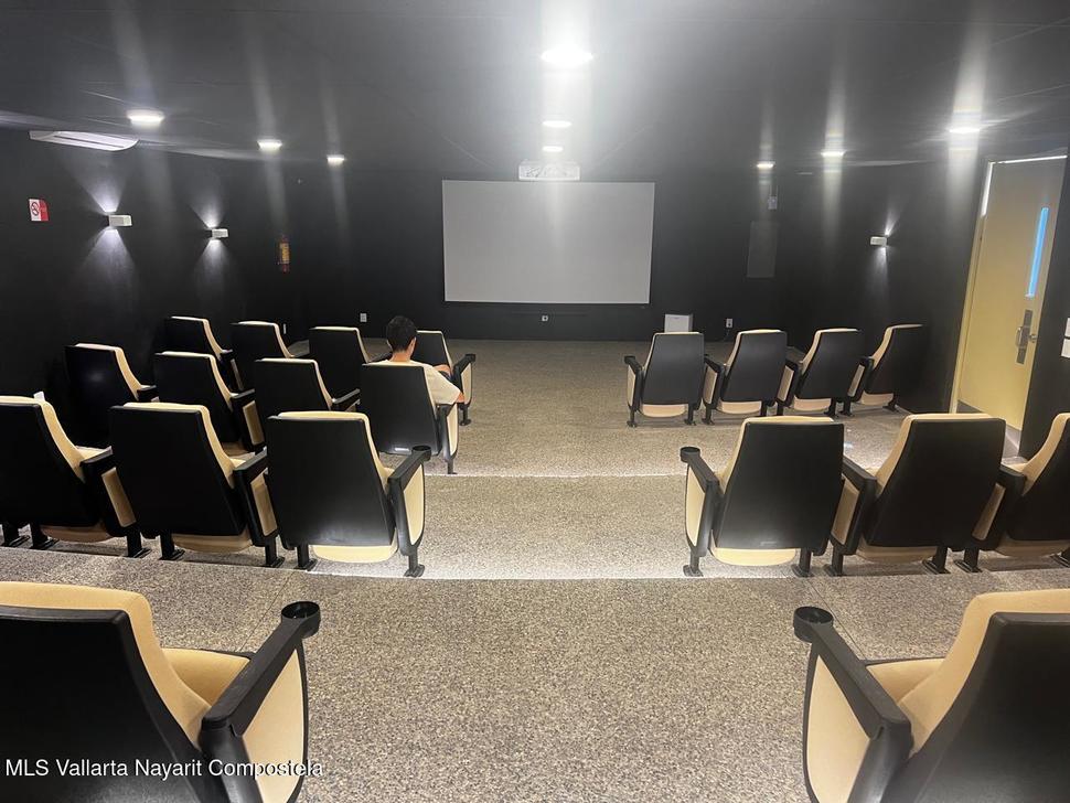 20251119210759121558000000 o