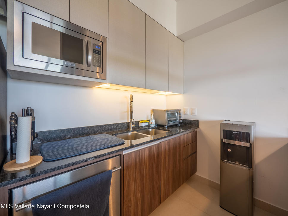 20251020165002015078000000 o