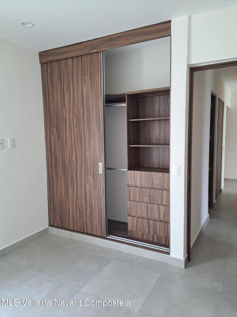 20250808194459992967000000 o