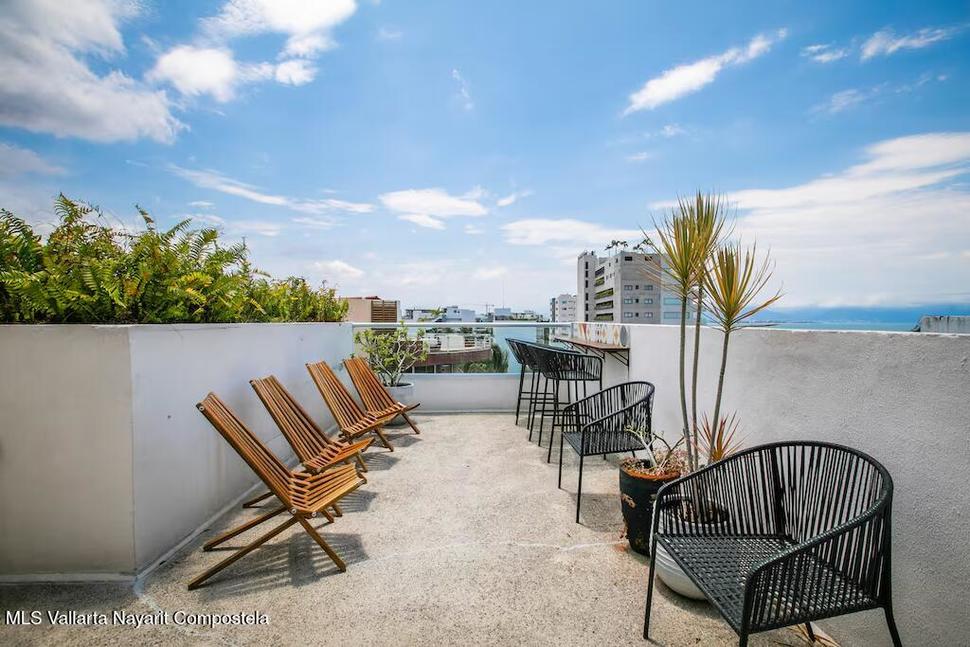 20251211191927389998000000 o