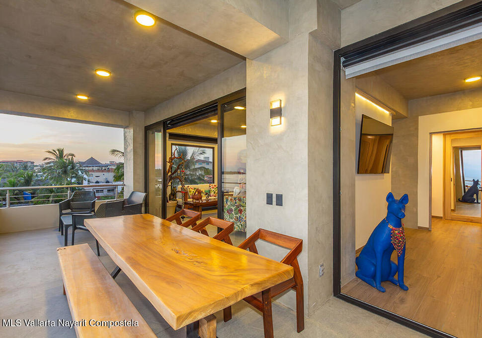 20251208181537914397000000 o