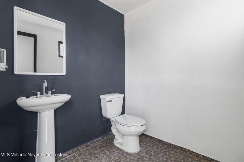 20250904225205005297000000 o