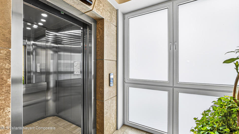 20251113193201863677000000 o