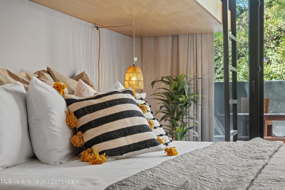 20251208174336162003000000 o