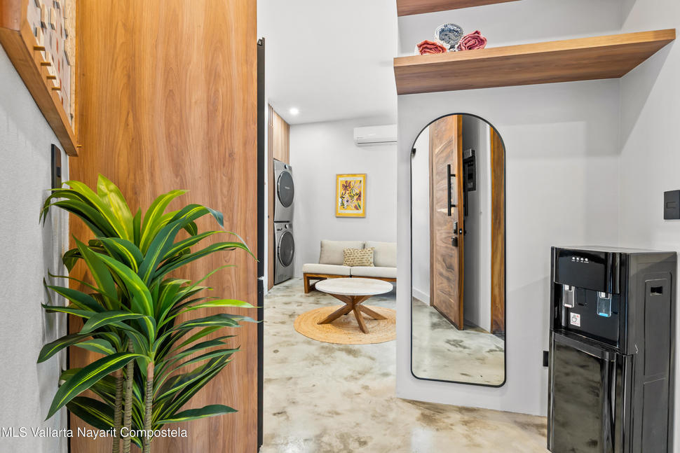 20251211165447154324000000 o