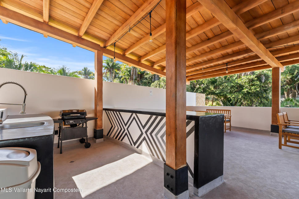 20251211165525214136000000 o