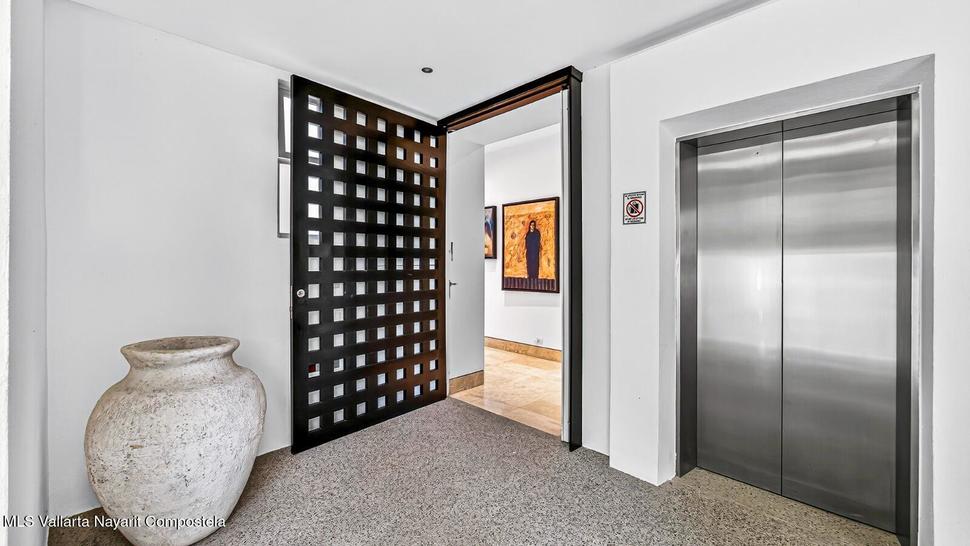 20251119212423560399000000 o