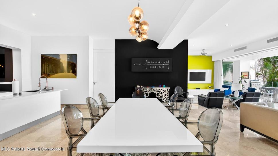 20251119212529829718000000 o