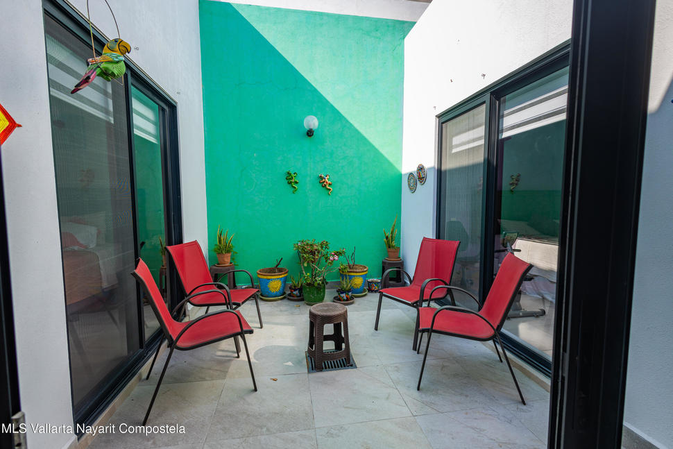 20251215170814680044000000 o