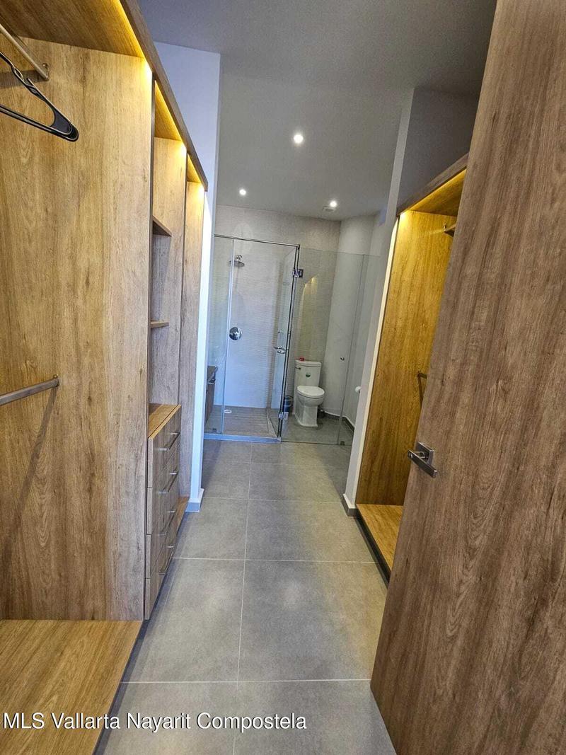 20251219220846363465000000 o