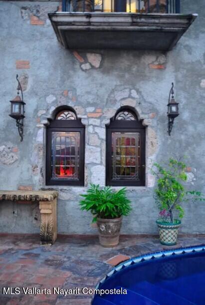 20251110211207879906000000 o