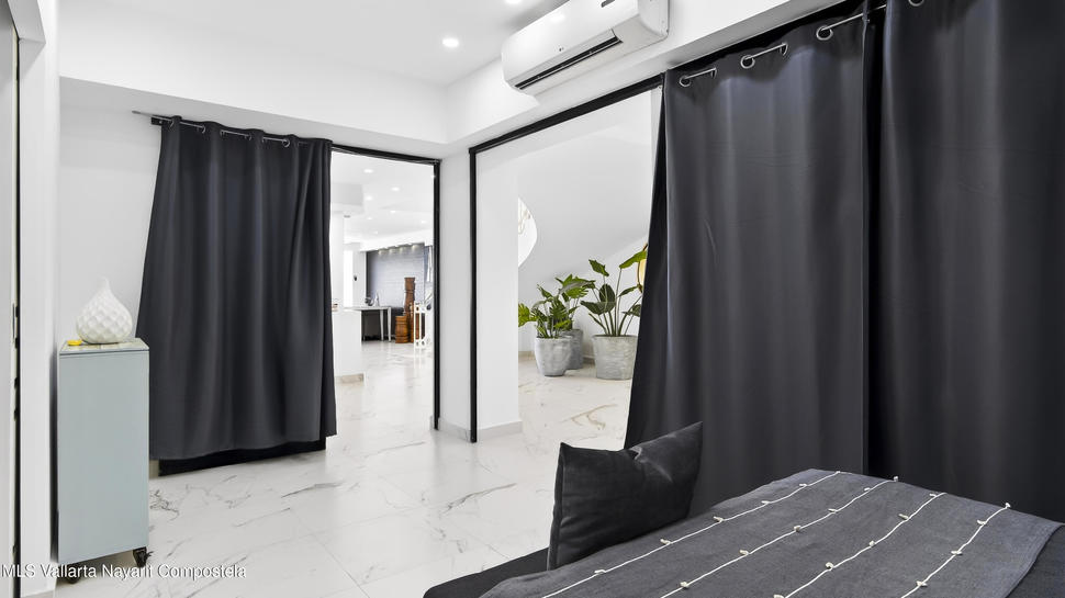 20251215203549763837000000 o