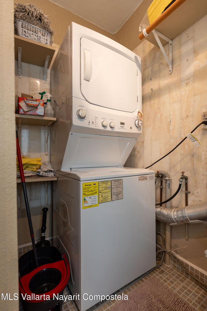 20251207204629842308000000 o