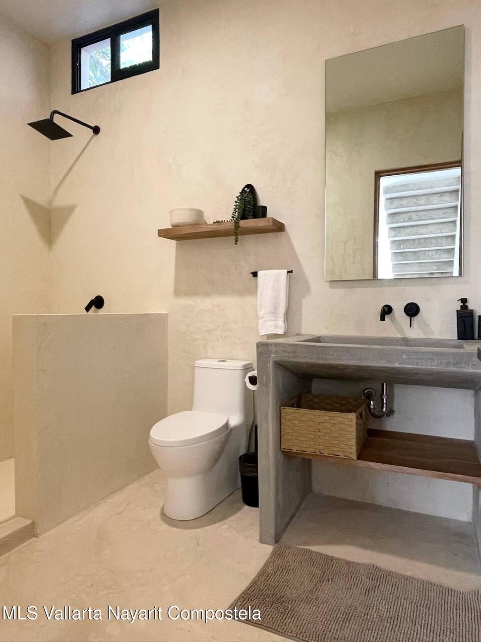 20251002185724774341000000 o