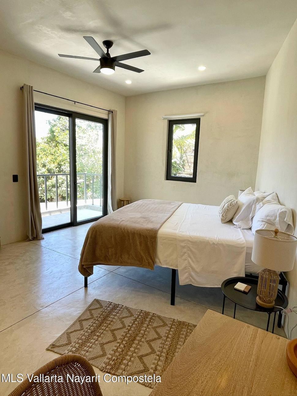 20251002185735761977000000 o