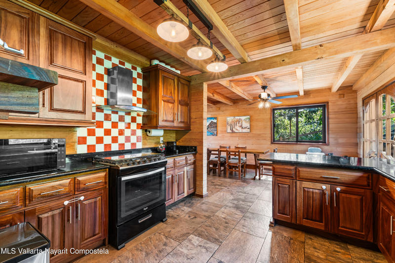 20251215234021361023000000 o