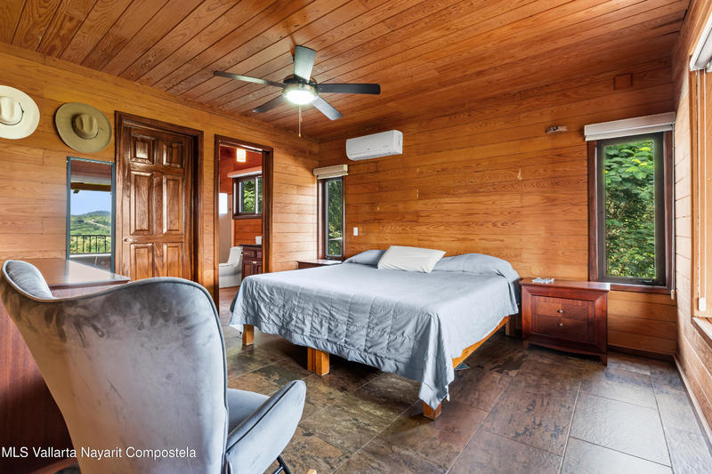 20251215234206965811000000 o