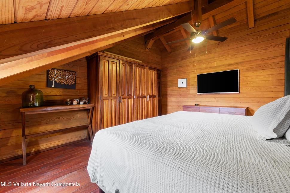 20251215234248522235000000 o