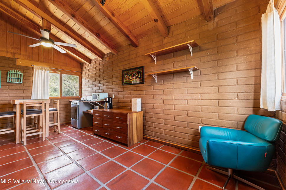 20251215234325718095000000 o