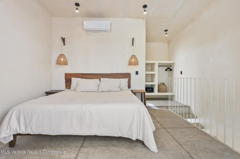 20251010180457081383000000 o