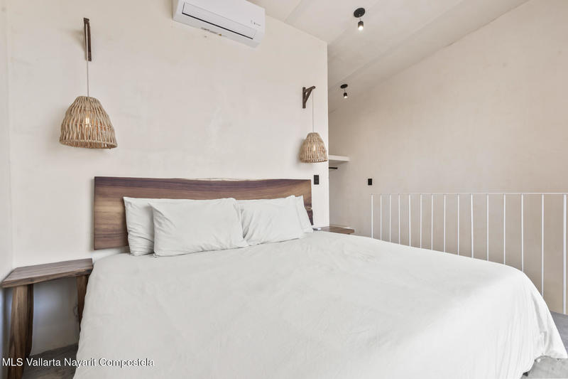 20251010180530117507000000 o