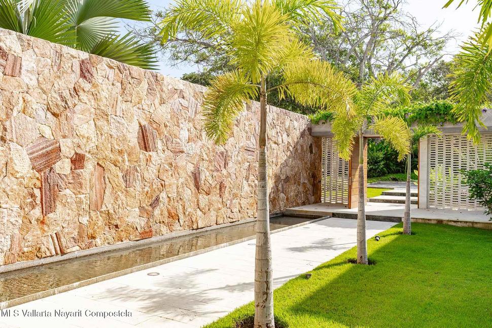 20251215203332655085000000 o