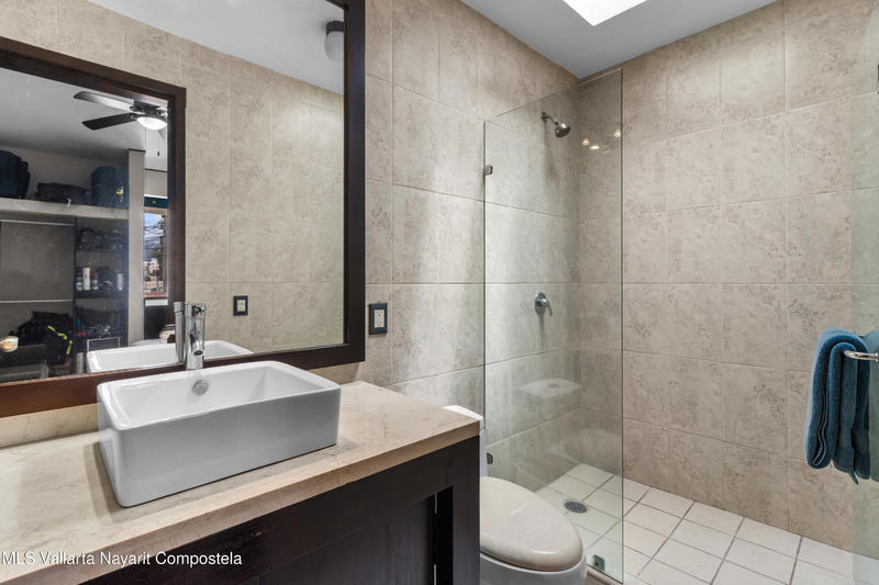 20251021163253566146000000 o