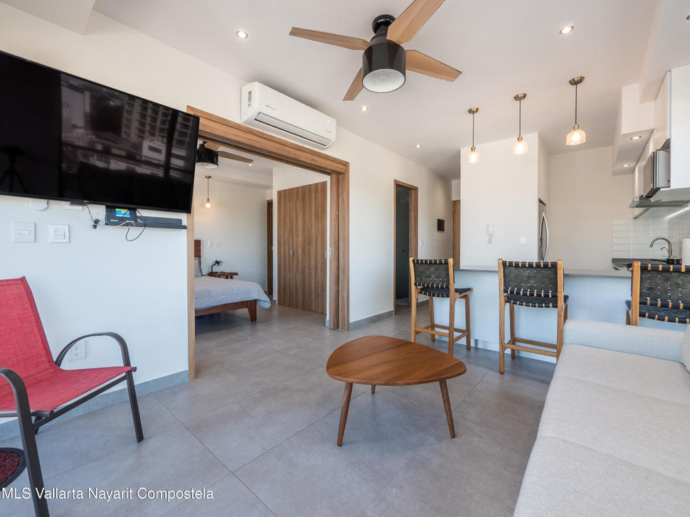 20251218212503359715000000 o