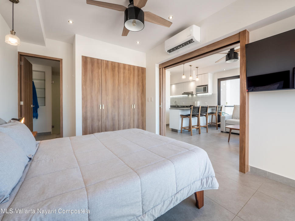 20251218212557229109000000 o