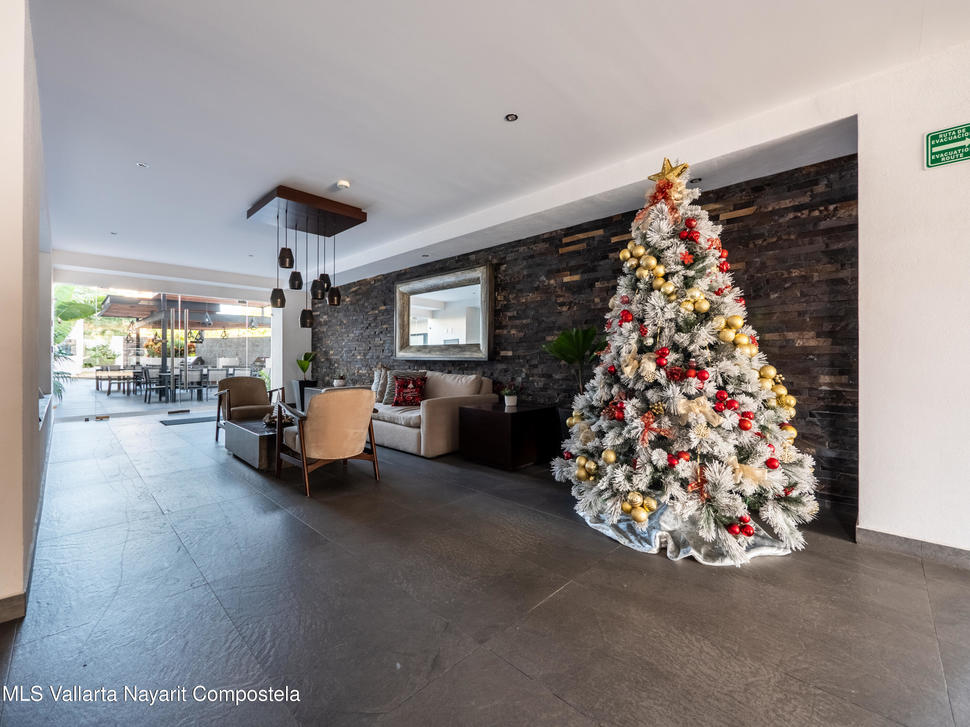 20251218212928416315000000 o