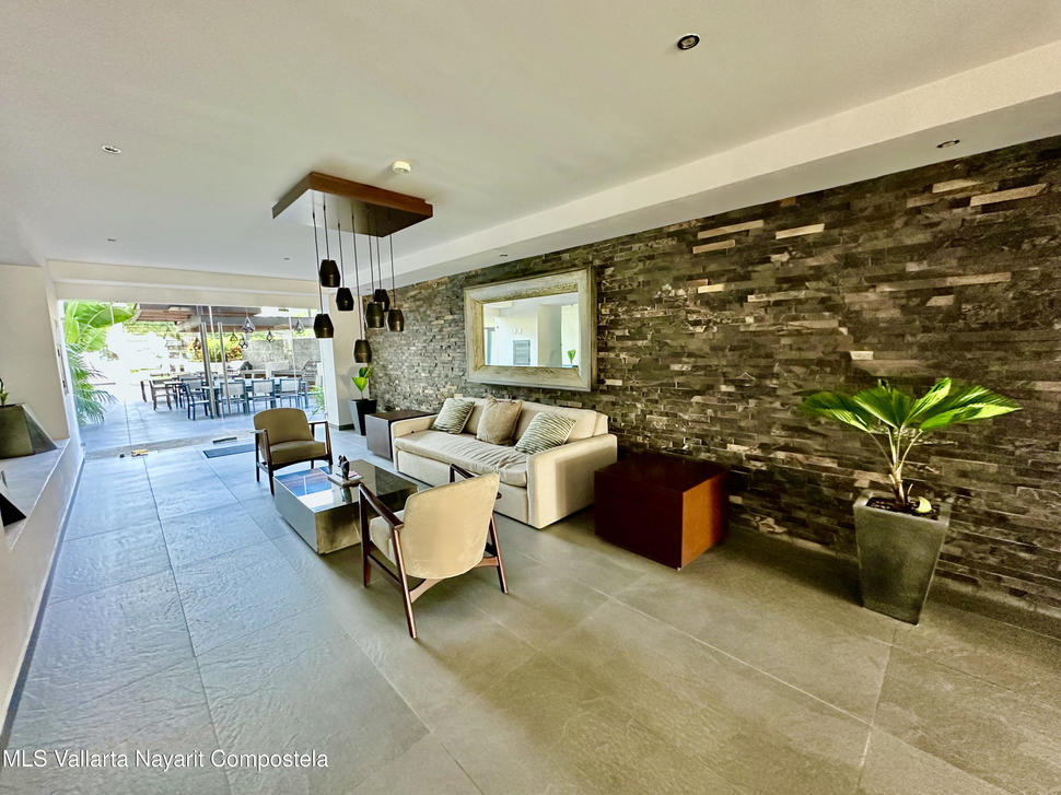 20251219204030201297000000 o