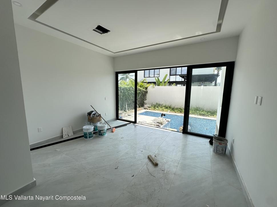 20251023202036331652000000 o