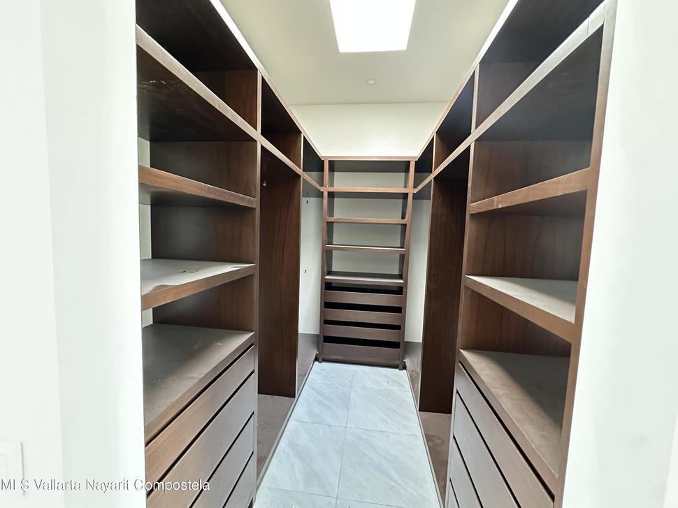 20251023202056312101000000 o