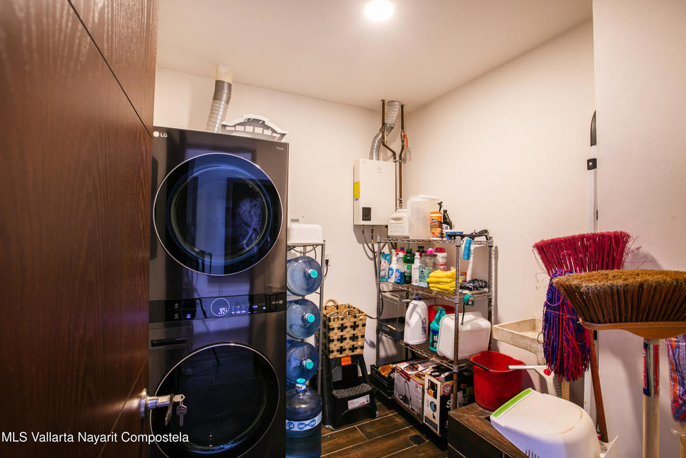 20251021220901948100000000 o